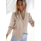 thumbnail image 1 of Blusa para mujer, elegante cuello en V, tira de botones, camisa de satén mate., 1 of 6