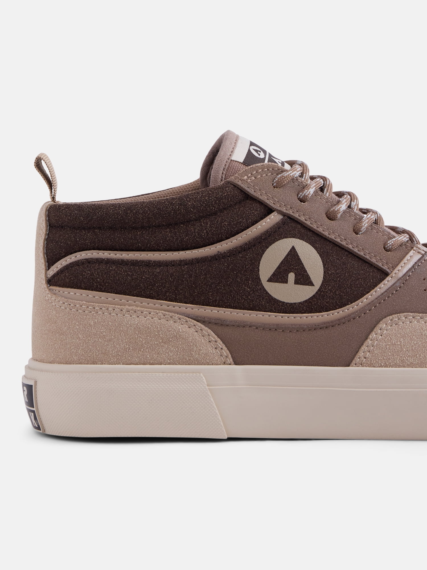 Airwalk Men's Freestyle Mid Top Sneakers