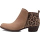 thumbnail image 4 of Bota Cortita Basel de Lucky Brand, Natural Desgastada, Talla 7.5 W US, 4 of 6