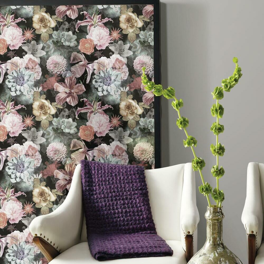 Vintage Floral Blooms Peel and Stick Wallpaper