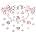 thumbnail image 2 of Cadena Charm SANUIU de tela rosa con forma de lazo y perlas para bolsas de goma, 2 of 8