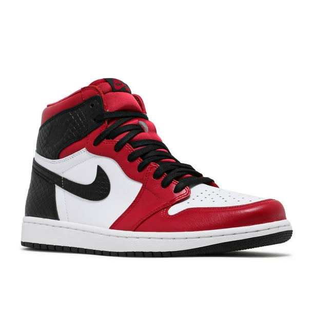 jordan 1 satin snake chicago on feet