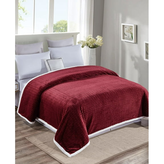 Home Essentials by Décor&More Braided Sherpa Blanket