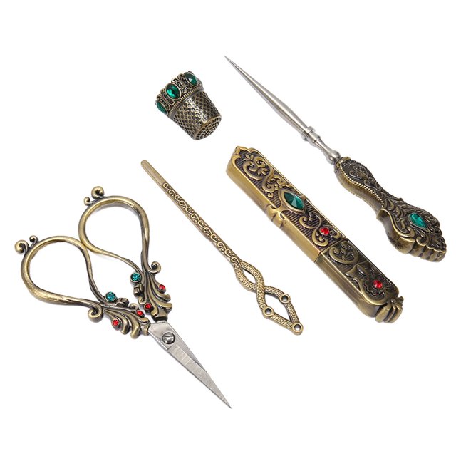 Vintage Sewing Kit, Portable DIY Embroidery Scissors Kit Alloy With Thimble For Crafting
