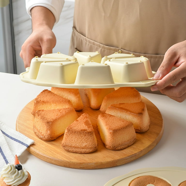 FineGood 3 PCS Silicone Cake Molds, Bundt Mold Doughnut Maker Silicone  Baking Tray Cupcake Muffin Molds Mini Cake Pan