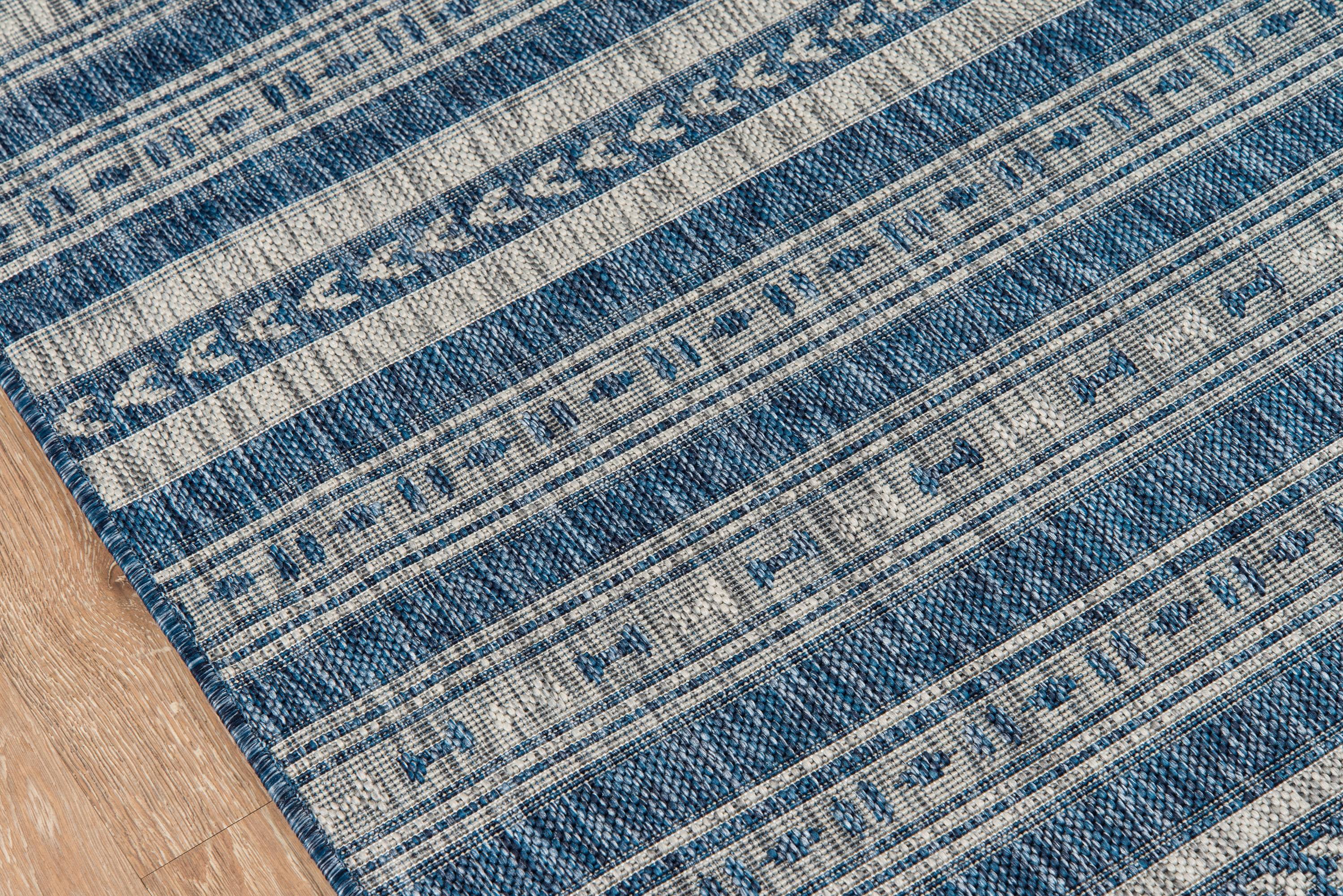 Novogratz Tuscany 5' x 7.5' Striped Outdoor Rug