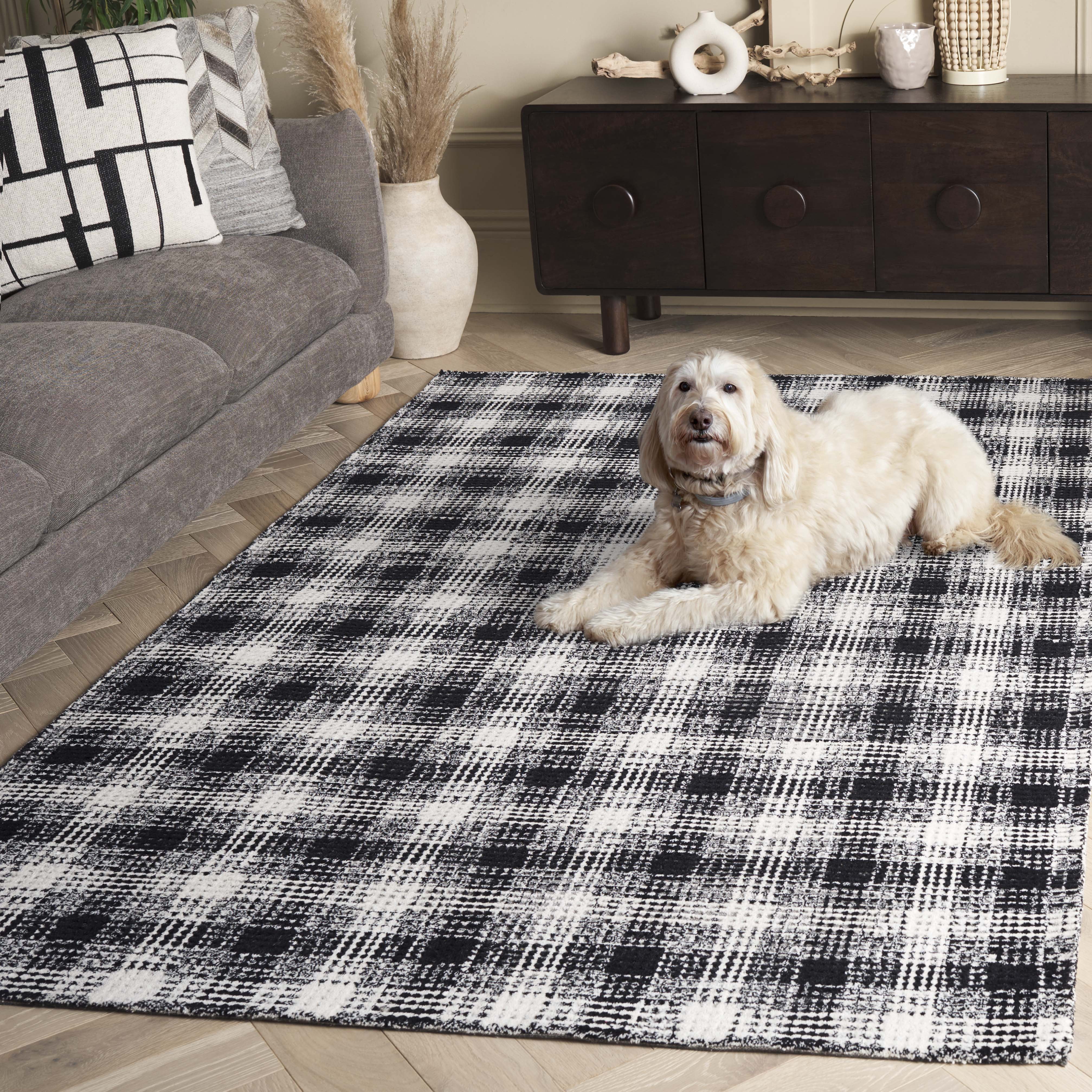 Safavieh Genre Jada Geometric Area Rug, Black/Ivory, 4' x 6'