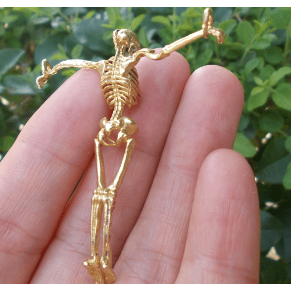 Get 2 Miniature gold plated Brass skull Figurine Model Ornament Retro Statue Home Table Decoration Solid Metal Ornament,Mini skull Sculpture