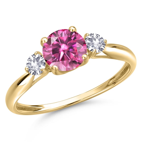Gem Stone King 10K Yellow Gold Pink Moissanite and White Created Sapphire 3-Stone Ring for Women | 1.06 Cttw | Round 6MM | Gemstone Birthstone | Size 8