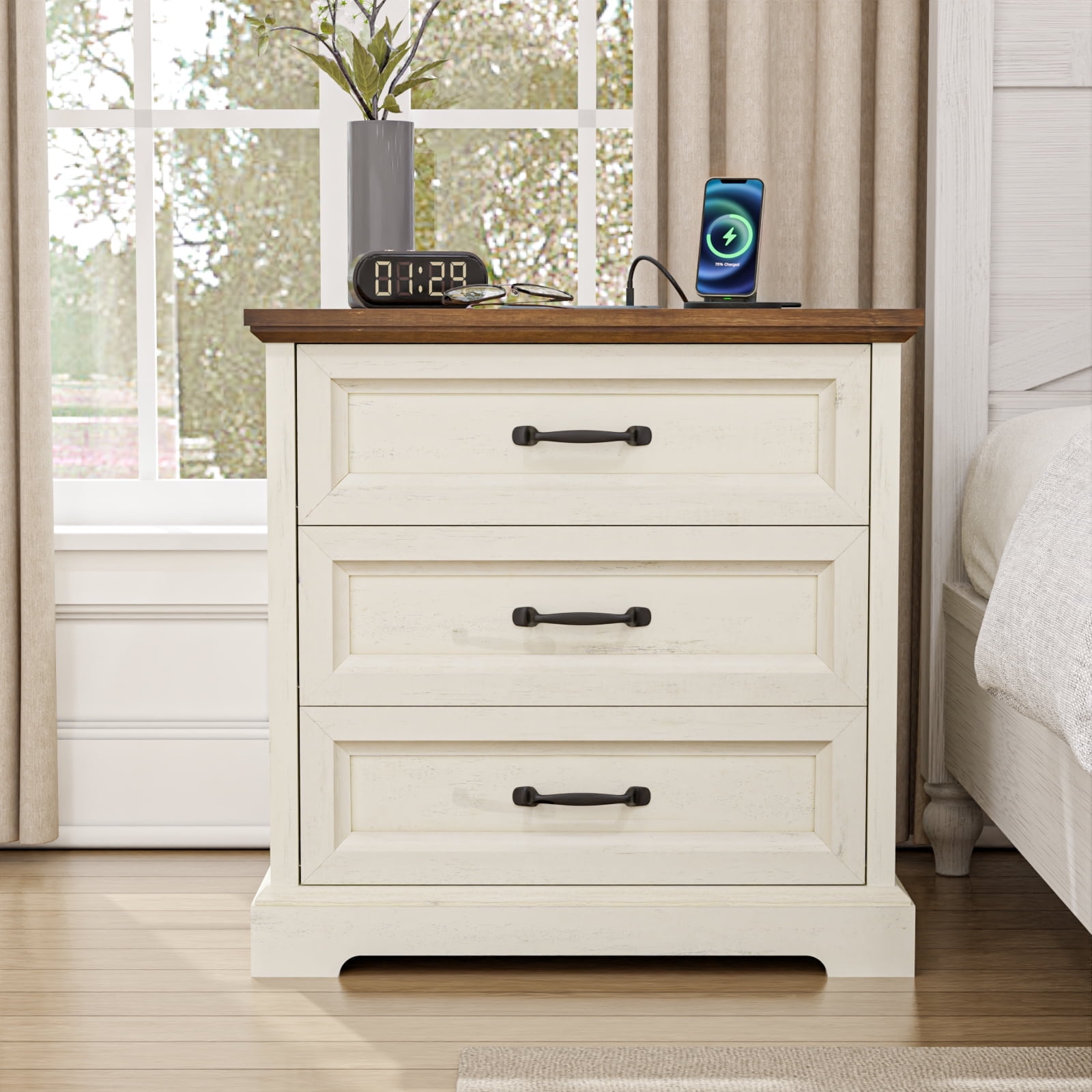 Hommpa Farmhouse 3 Drawers Nightstand with Charging Station, Rustic Wood Night Stand with Drawers for Bedroom, Vintage Bedside Table Small Dresser Chest of Drawers for Living Room, White