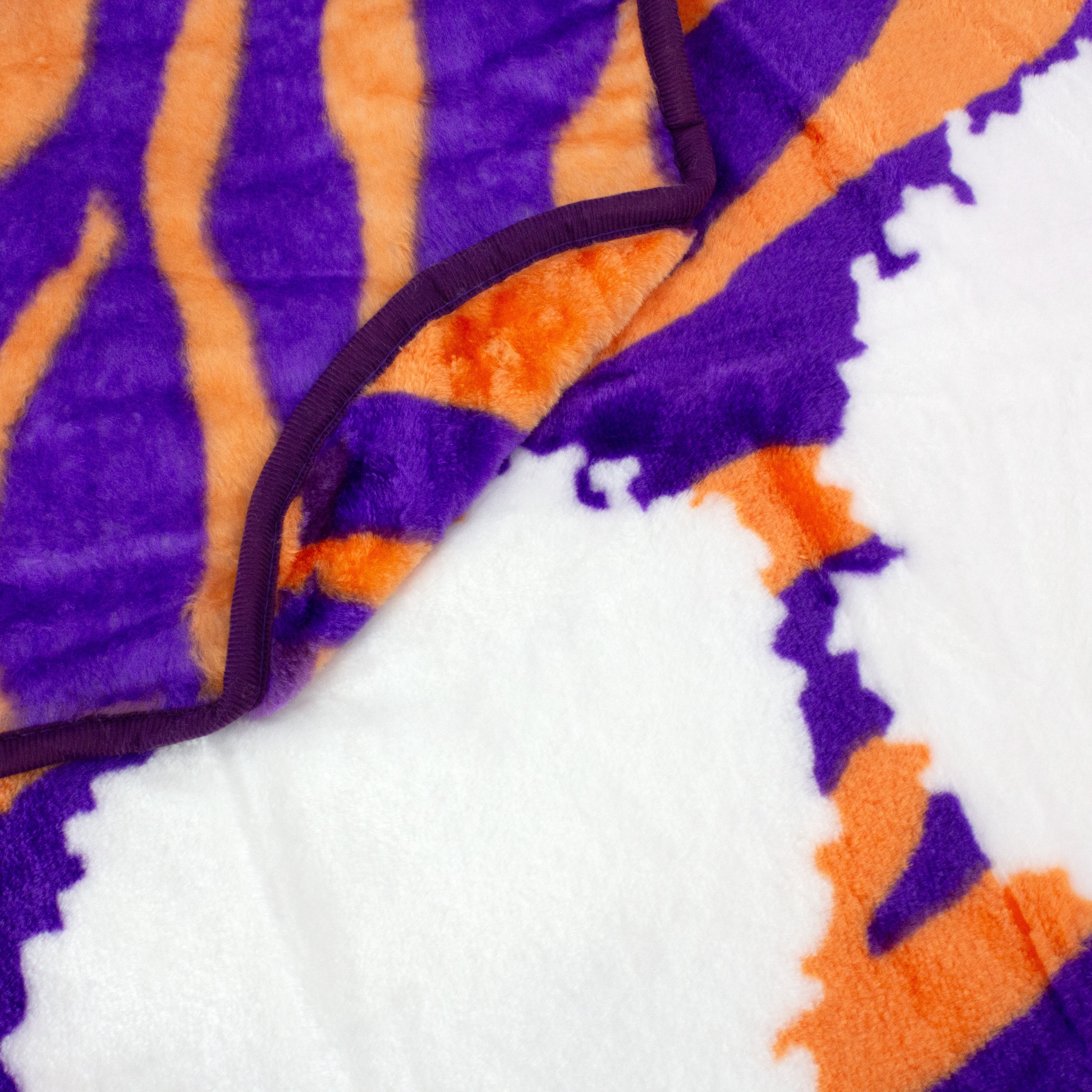 College Covers Everything Comfy Clemson Tigers Soft Raschel Throw Blanket, 60" x 50"