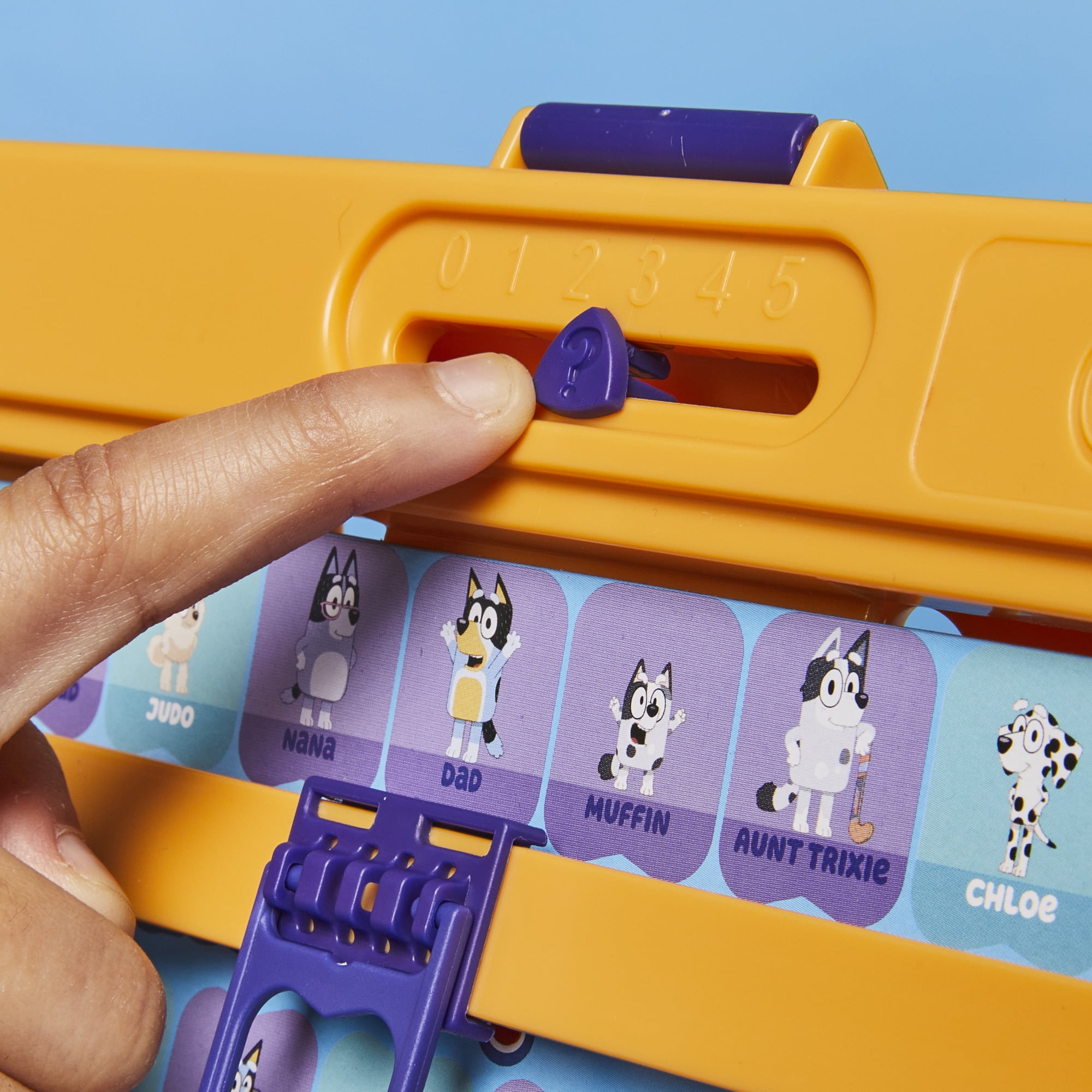 Guess Who? Bluey Edition Kids Game, Birthday Gifts, Travel Friendly Family Board Games, 6+