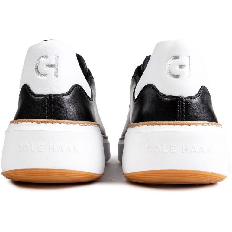 Cole Haan Men display picture 1