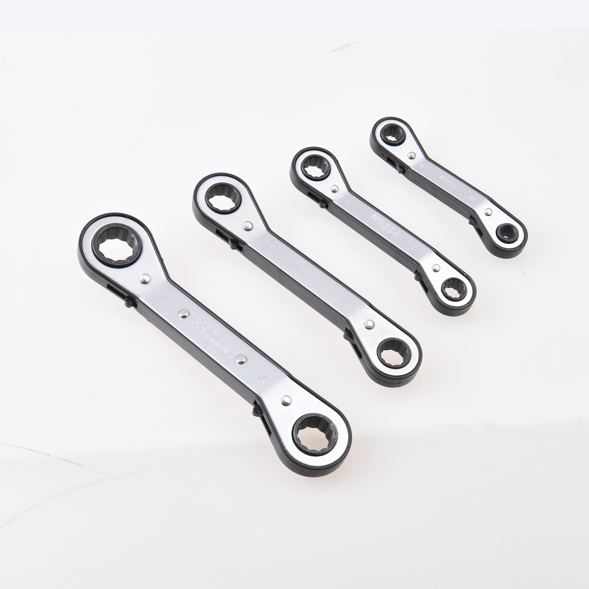 Hyper Tough Heavy-Duty 4-Piece SAE Ratchet Wrench Set - image 4 of 9