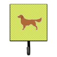 thumbnail image 1 of Golden Retriever Porte-Laisse Ou Porte-Clés à Damier Vert, 1 of 1