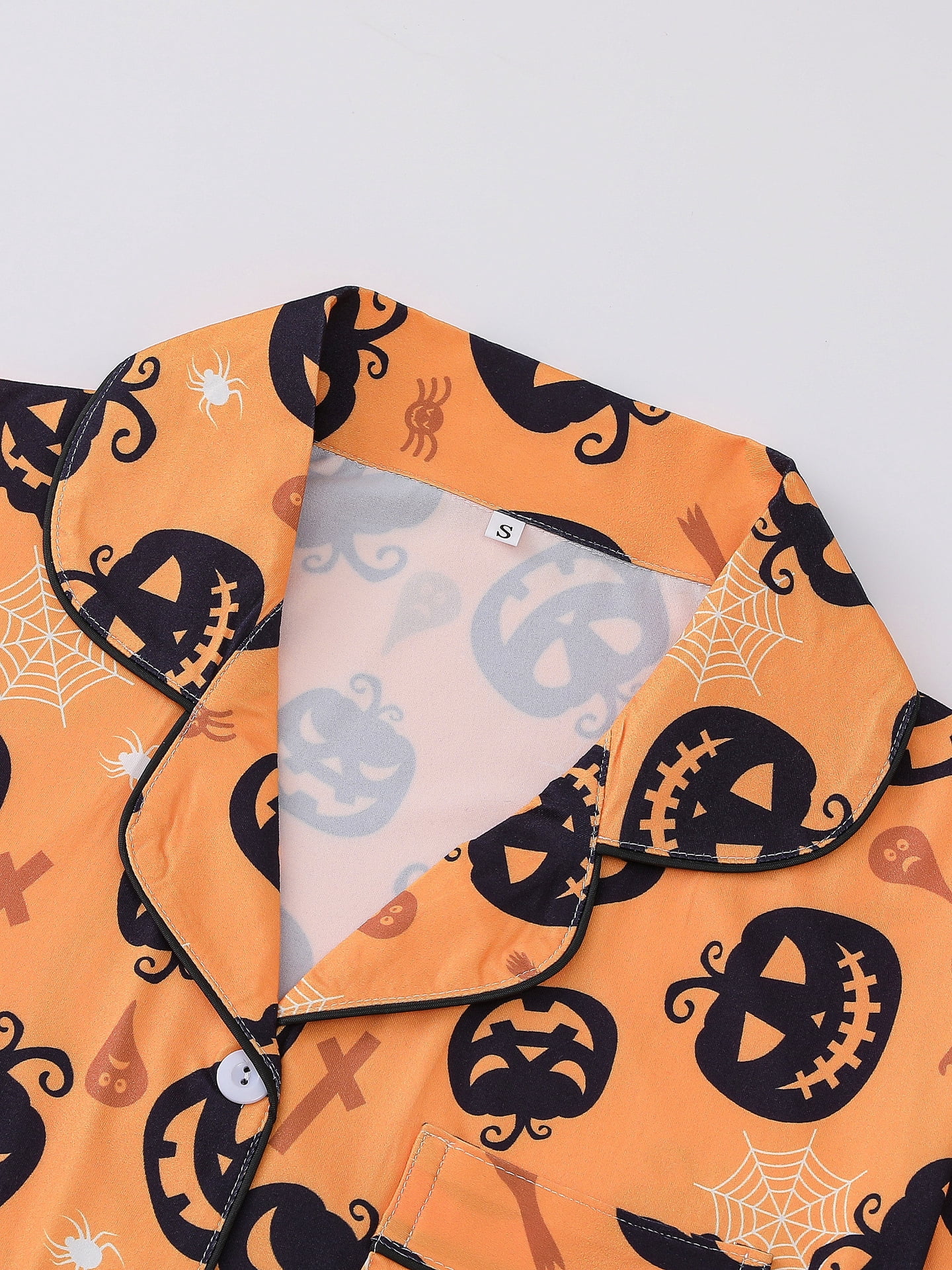 Emy Dola Women Halloween Silk Pajamas Sets 2 Piece Button-Down Satin Sleepwear Ghost Pumpkin Skull Print Short Sleeve Loungewear S-2XL