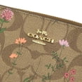 thumbnail image 2 of Monedero Coach Con Estampado Floral Café Claro Coach Estampado Floral Café Claro, 2 of 3