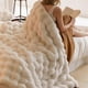 thumbnail image 4 of Manta polar de terciopelo de doble cara | Suave y cálida para todas las estaciones | 130 x 190 cm | Colores lisos para cama, sofá, siesta escolar y viajes | Lavable a máquina, 4 of 8