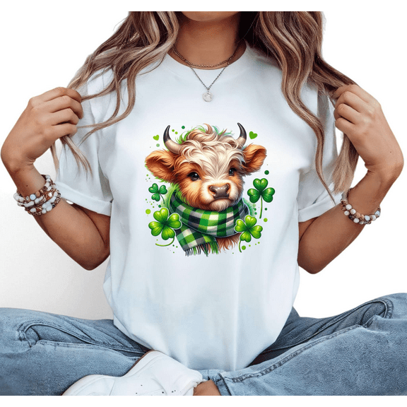 St Patricks Day Cute Highland Cow Print Tshirt Graphic Tees White Shirts S-5XL Womens Shamrock Scarf Lucky Irish Holiday Tops