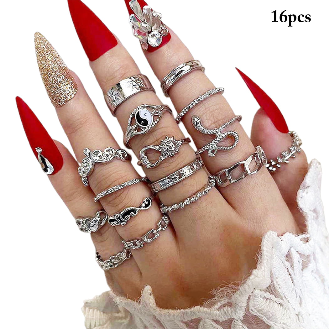 CJIAYUJEW 16PCS Chain Rings for Girls,Gothic Punk Chain Finger Ring Set for  Women Men,Vintage Silver Emo Rings Cross Butterfly Knuckle Ring