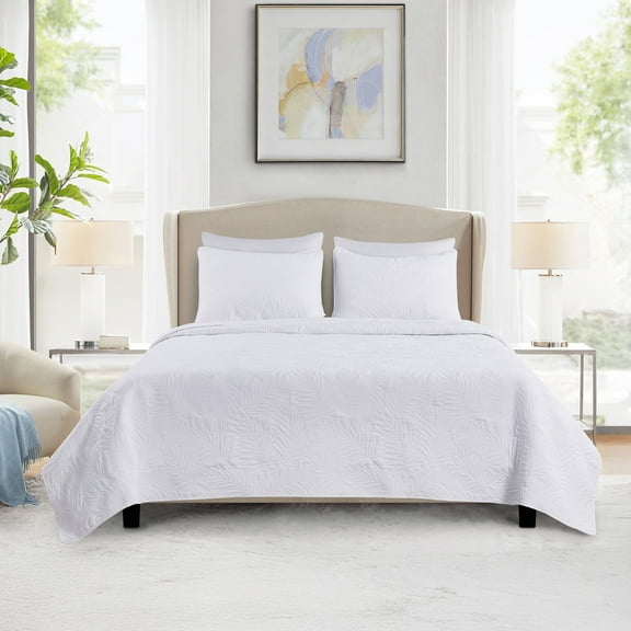 Videri Home Leaf Pattern Lightweight All Season Quilt Set, Ultra Soft Brushed Microfiber Bedspread, Machine Washable(White, Full/Queen)