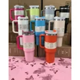 thumbnail image 4 of Hot-selling high-grade stainless steel car-handled vacuum insulated tumbler, 4 of 5