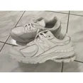 thumbnail image 1 of New Balance 2002RI White Leather Mens Running Casual Sports Shoes Size US8D, 1 of 6