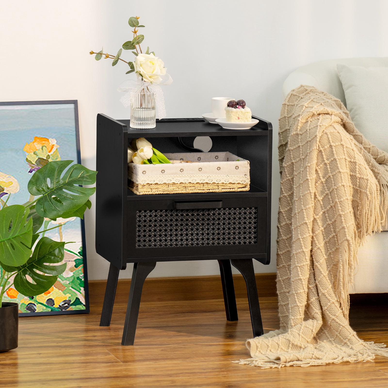 LEYAOYAO Nightstand with USB Ports, Woven Rattan Bedside Table with 1 Drawer and Lift-Up Legs, for Boho Bedroom, Black