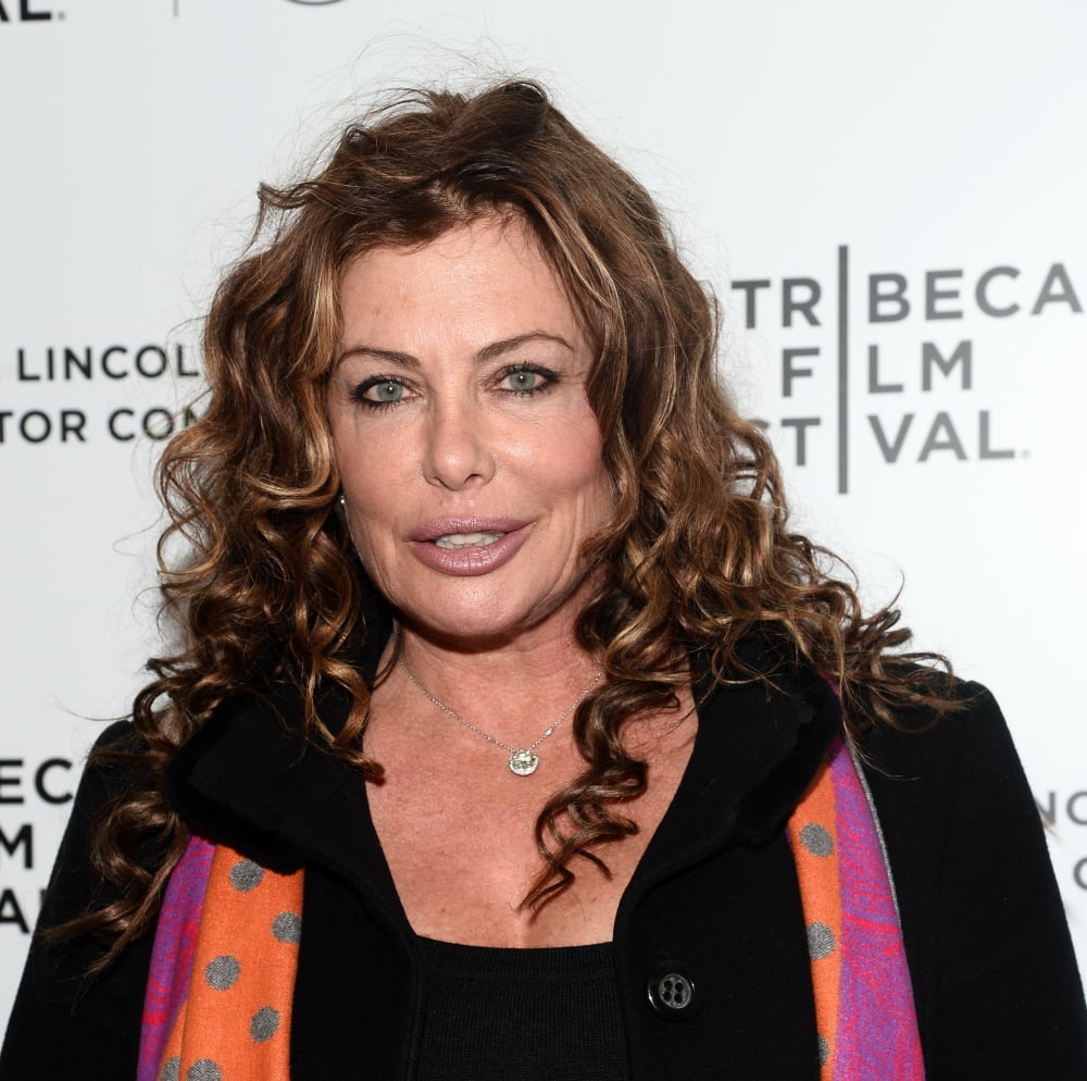 Item EVC1521A19QH014LARGE Kelly Lebrock At Arrivals For On The Town