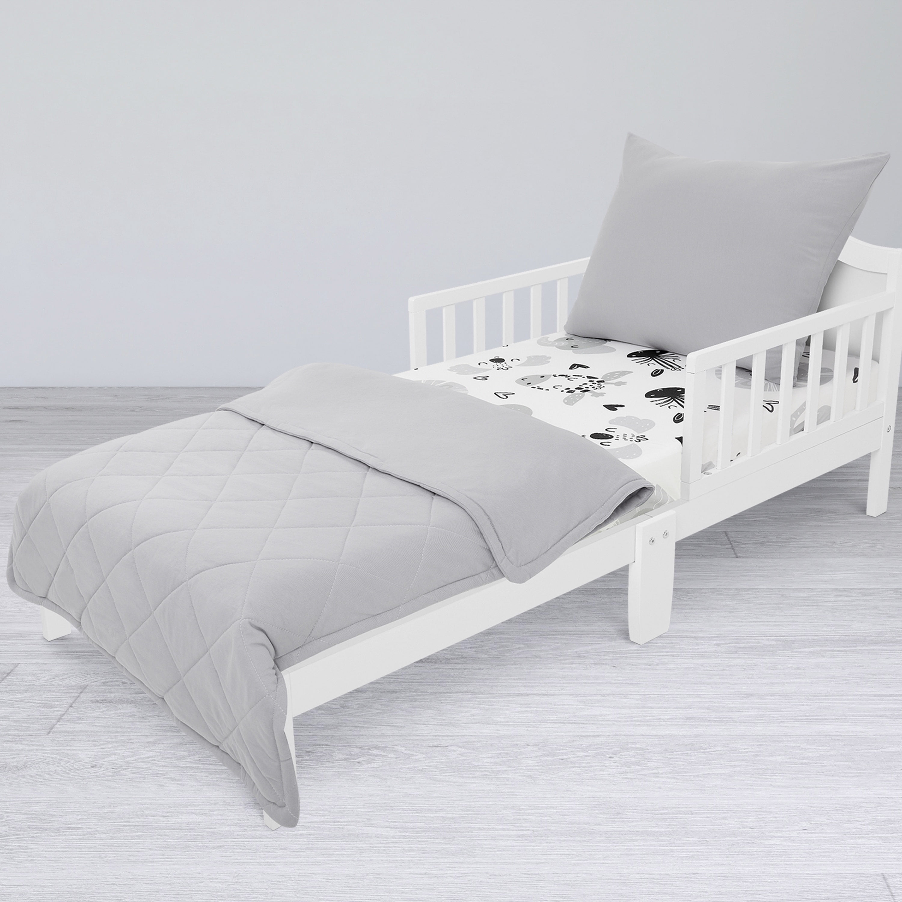 Evolur Zoo Love Collection 3pc Toddler Bed Set (Fitted Sheet, Comforter, Pillow Case) in Glacier Grey & Animal Print