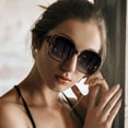 thumbnail image 2 of Gafas de Sol Polarizadas UV400 URUMQI para Mujeres, para Usar Sobre Lentes, 2 of 9