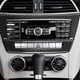 thumbnail image 5 of Embellecedor de cubierta de panel de control central de consola de coche de fibra de carbono para Mercedes Benz W204 estilo alemán, 5 of 5