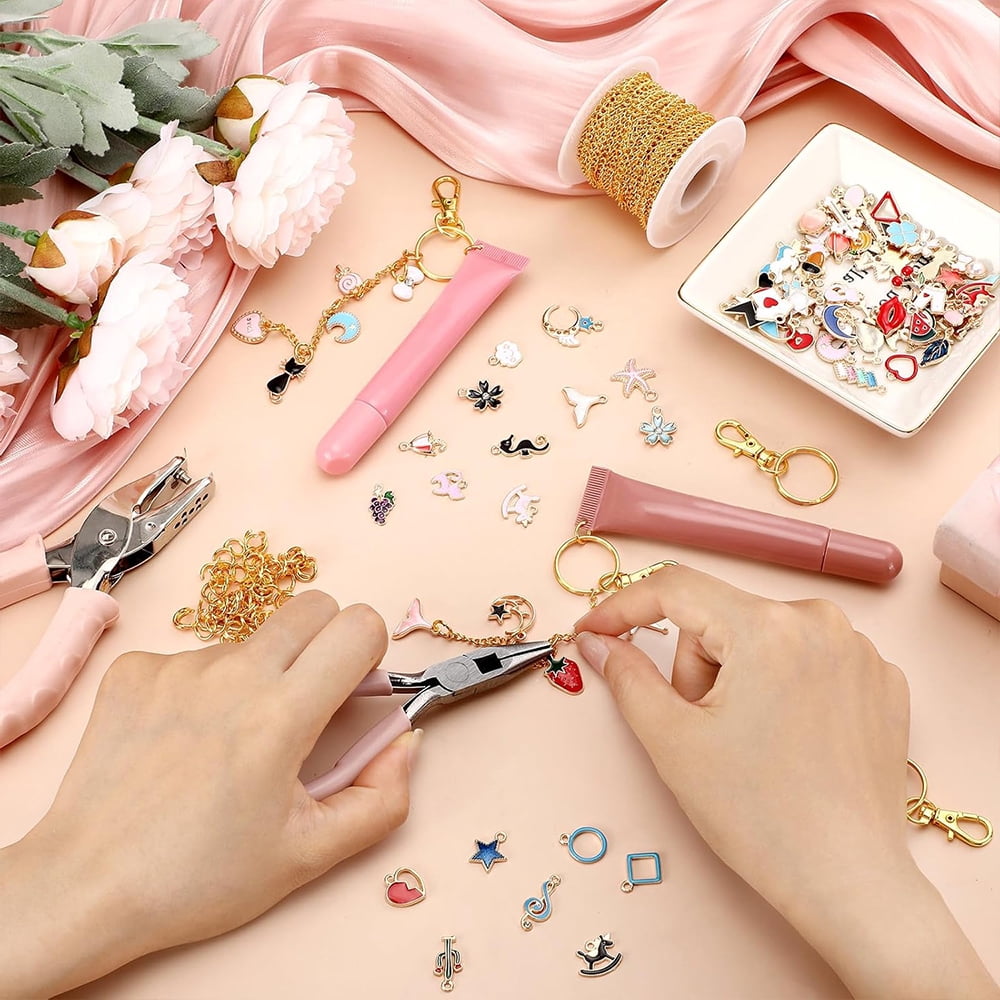 Januofit  213 Pcs Lip Gloss Keychain Making Kit 100 Pink Enamel Charms 32.81 ft Gold Chains for DIY Crafts Women(Stylish)