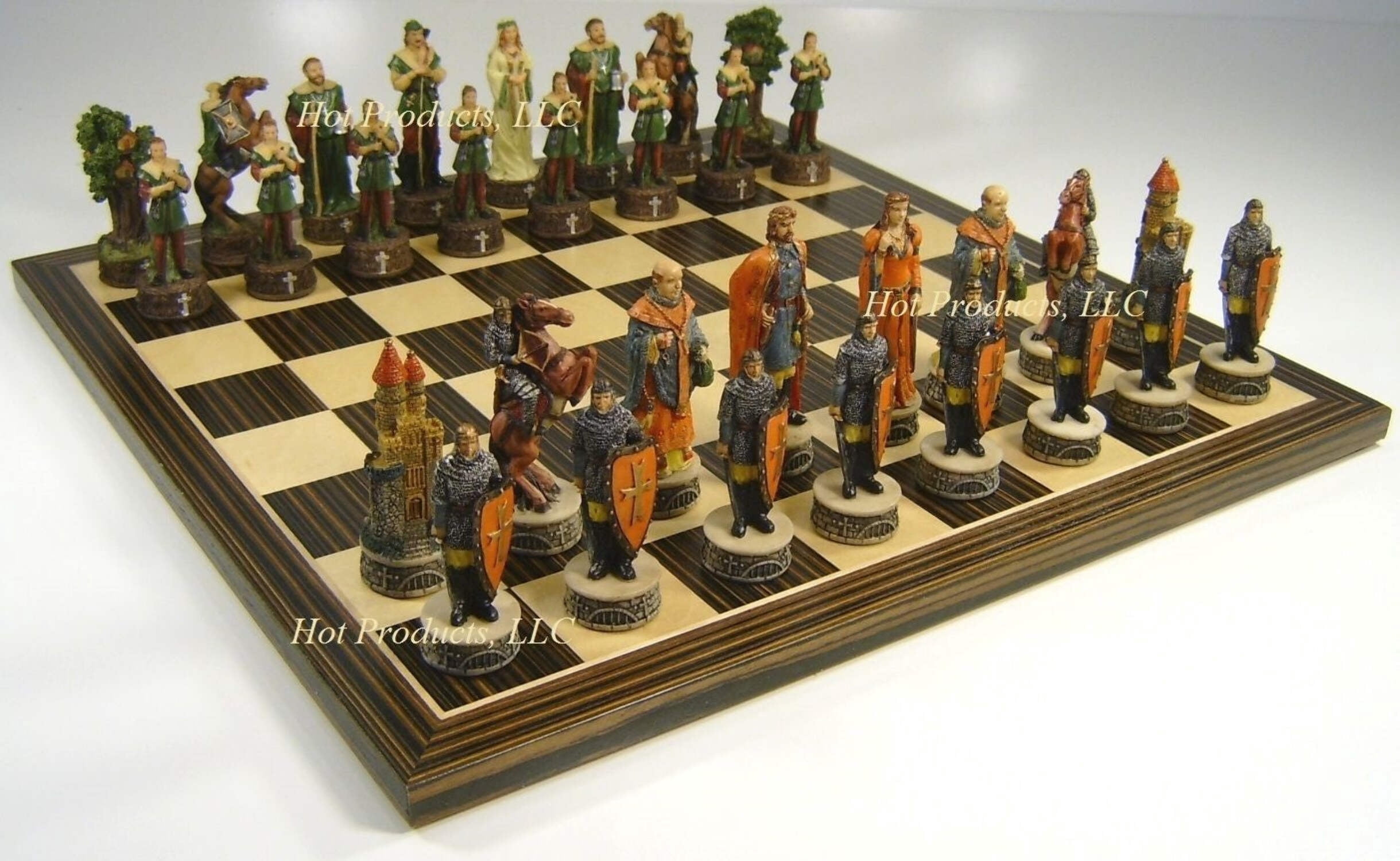 Medieval Times ROBIN HOOD Chess Set W/ 14 Ebony Black  Maple Wood Board