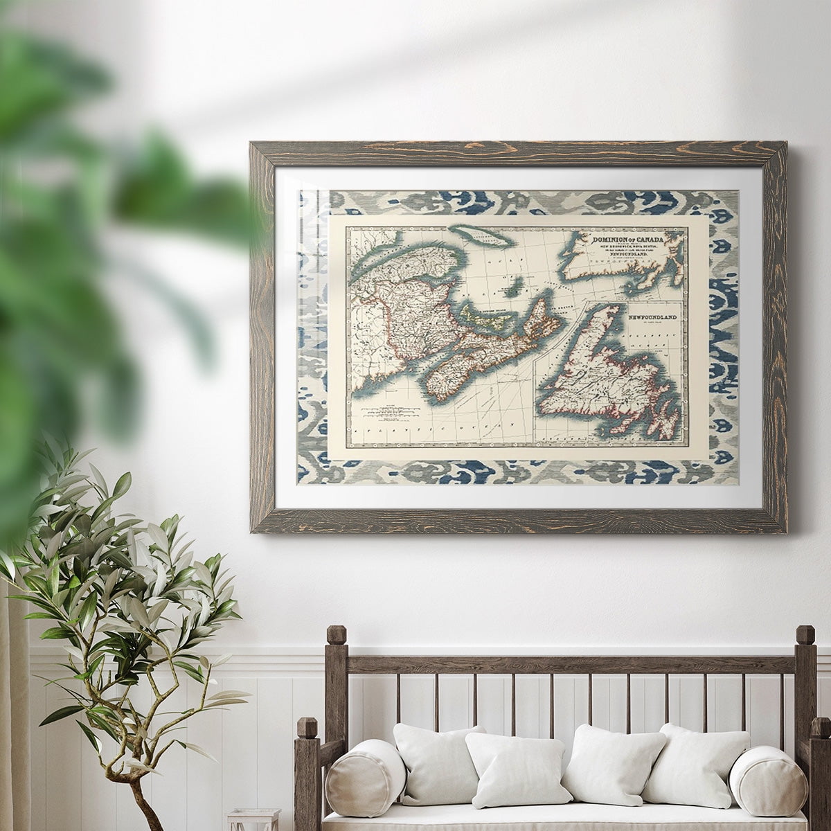 Bordered Map of Canada-Premium Framed Print - Ready to Hang
