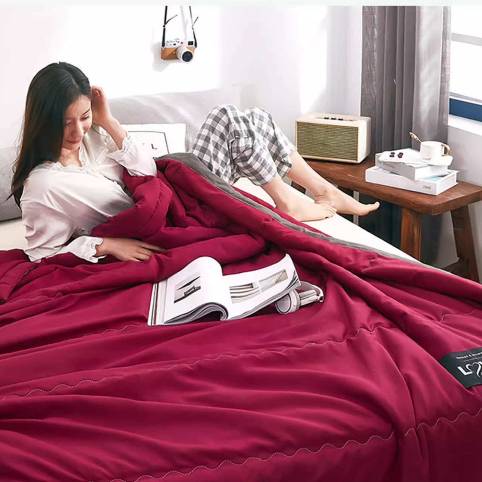 Zerbueate Clearance Sale All Season Ice Blanket, Lightweight Summer Cooler Quilt for Hot Sleepers and Night Sweats, Double Cold Effect Comforter with Cooler Fiber, Soft and Breathable for Ultimate Com
