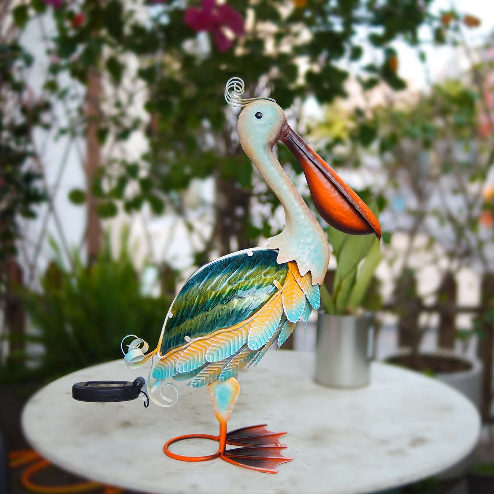 HONGLAND Solar Metal Pelican Garden Statue, 3D Glass Outdoor Pelican Yard Art for Porch Patio,Easy Assemble-19 inch