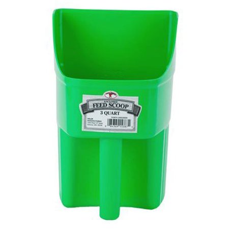 - 3 Quart Enclosed Feed Scoop