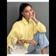 thumbnail image 5 of Chaqueta Acolchada para Mujer, Estilo Urbano, Holgada, Informal, con Mangas Murciélago, Solapa, Plisada y Cremallera. Amarillo M, 5 of 7