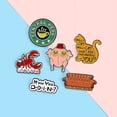 thumbnail image 4 of Broche periférico de la serie de televisión, insignia de dibujos animados de amigos, sofá, estilo gatito langosta, accesorios de broche personalizados, 4 of 6