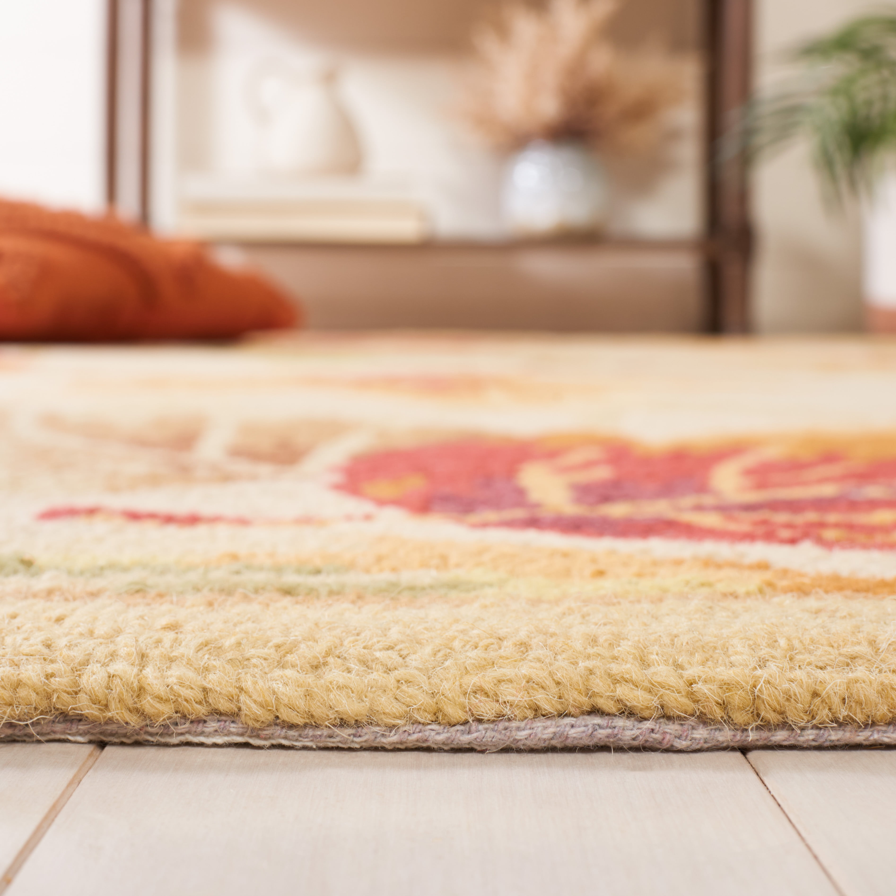 Safavieh Chelsea Enric Floral Area Rug, Ivory, 7'6" x 9'6" Oval