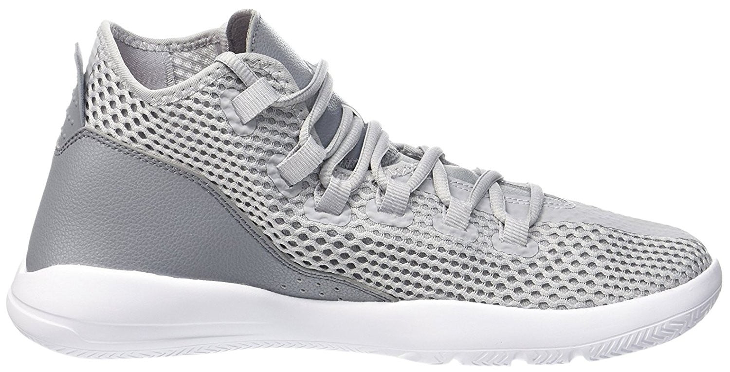 Jordan Mens Reveal Economical, stylish, and eye-catching shoes Jordan Mens Reveal Economical, stylish, and eye-catching shoes