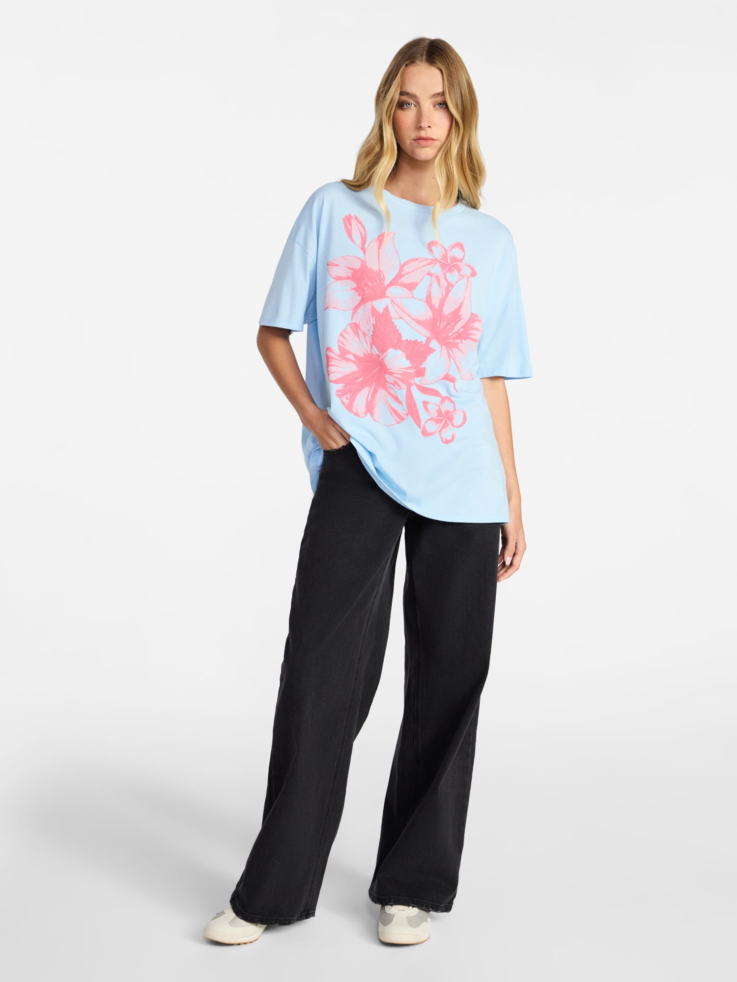 No Boundaries Washed Graphic Boyfriend Tee, Women's XXS-XXL