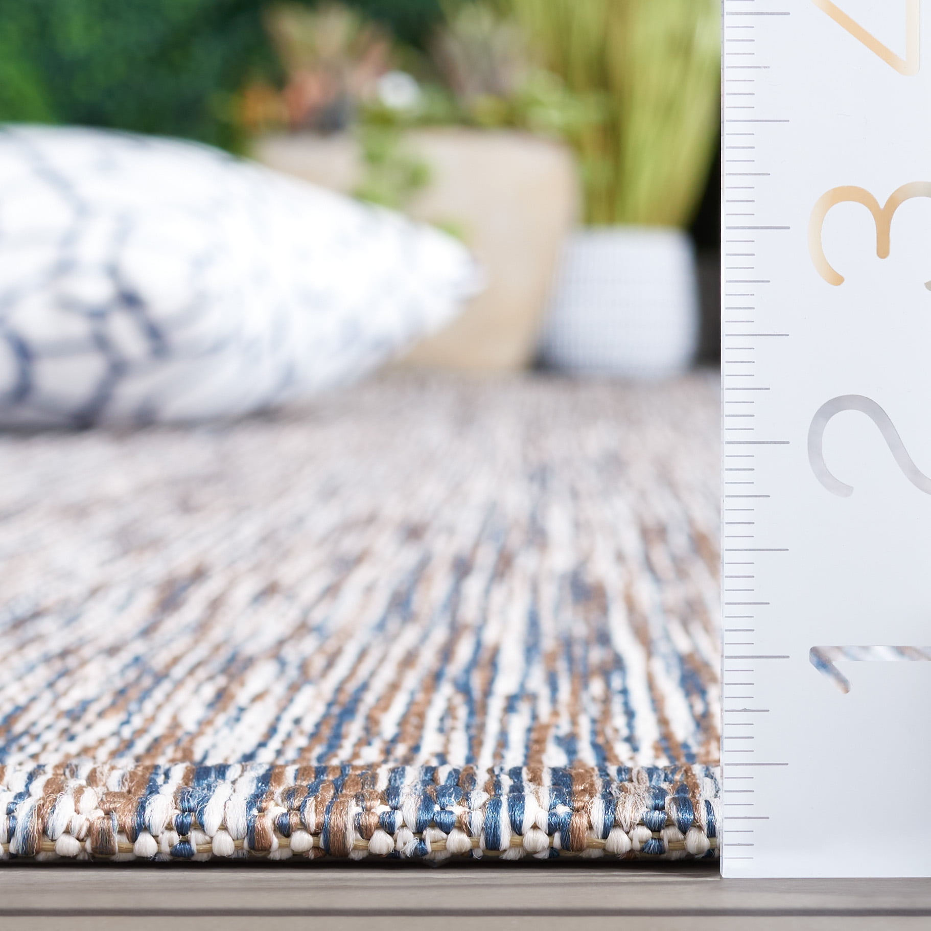 Safavieh Courtyard Mitre Geometric Indoor/Outdoor Area Rug, Ivory Blue/Beige, 6'7" x 6'7" Round