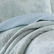 Laura Ashley Saltwater Reversible Quilt Set, King Saltwater Blue 206341