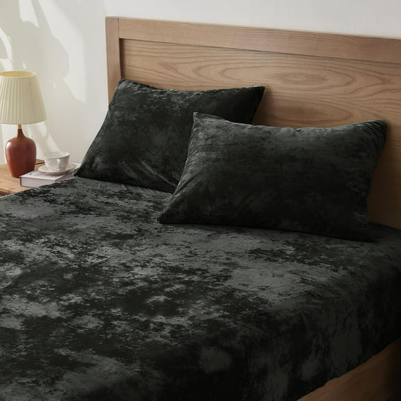 Velvet Fitted Sheet and Pillowcases Set, Luxury Soft Fuzzy Bottom Sheet with Reinforced Elastic Corner Straps, Deep Pocket up to 15 Inch, 1 Fitted Sheet and 2 Pillowcases (Queen, Black)