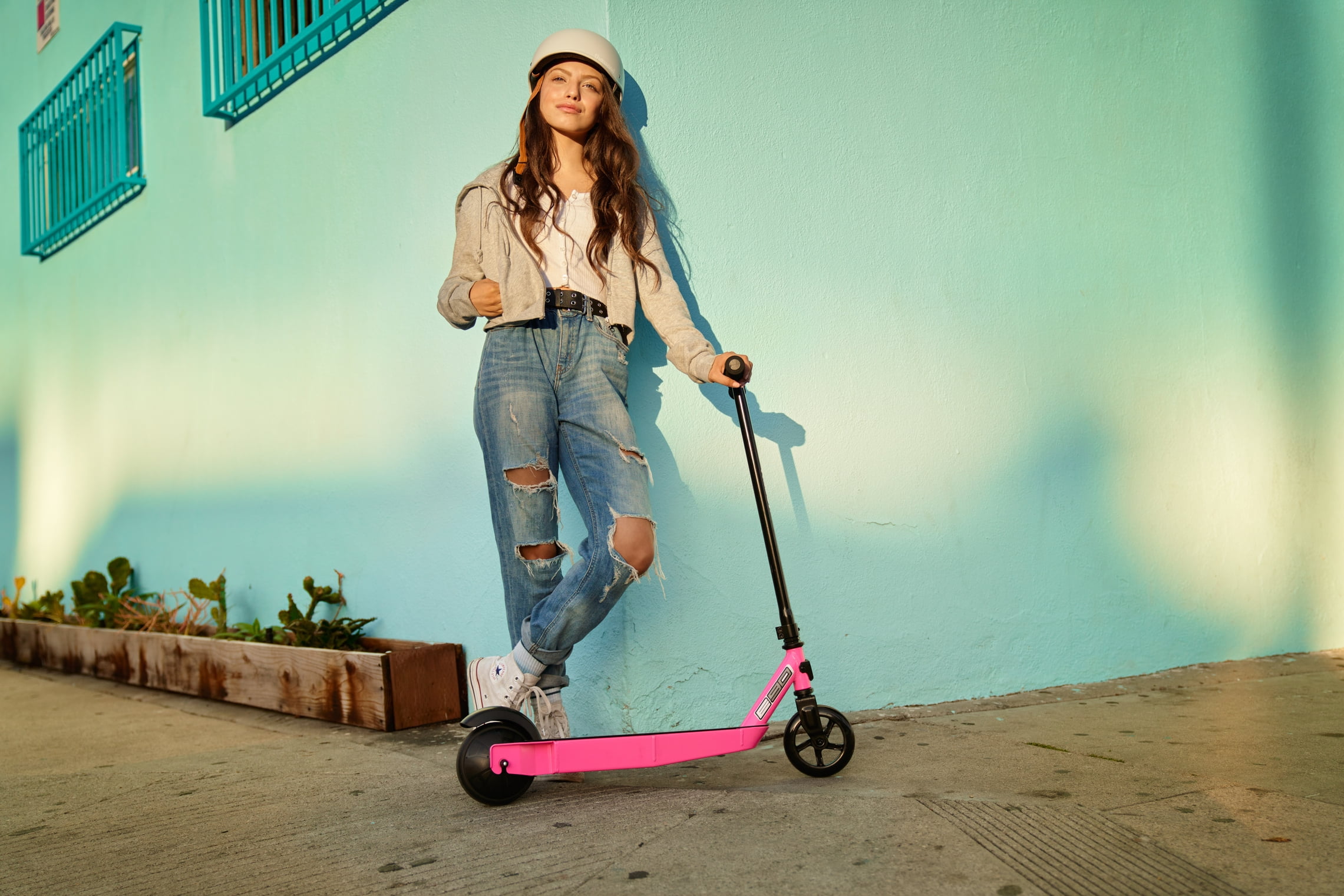 Razor Black Label E90 Electric Scooter - Pink, for Child Ages 8+ and up to 120 lbs, up to 10 mph