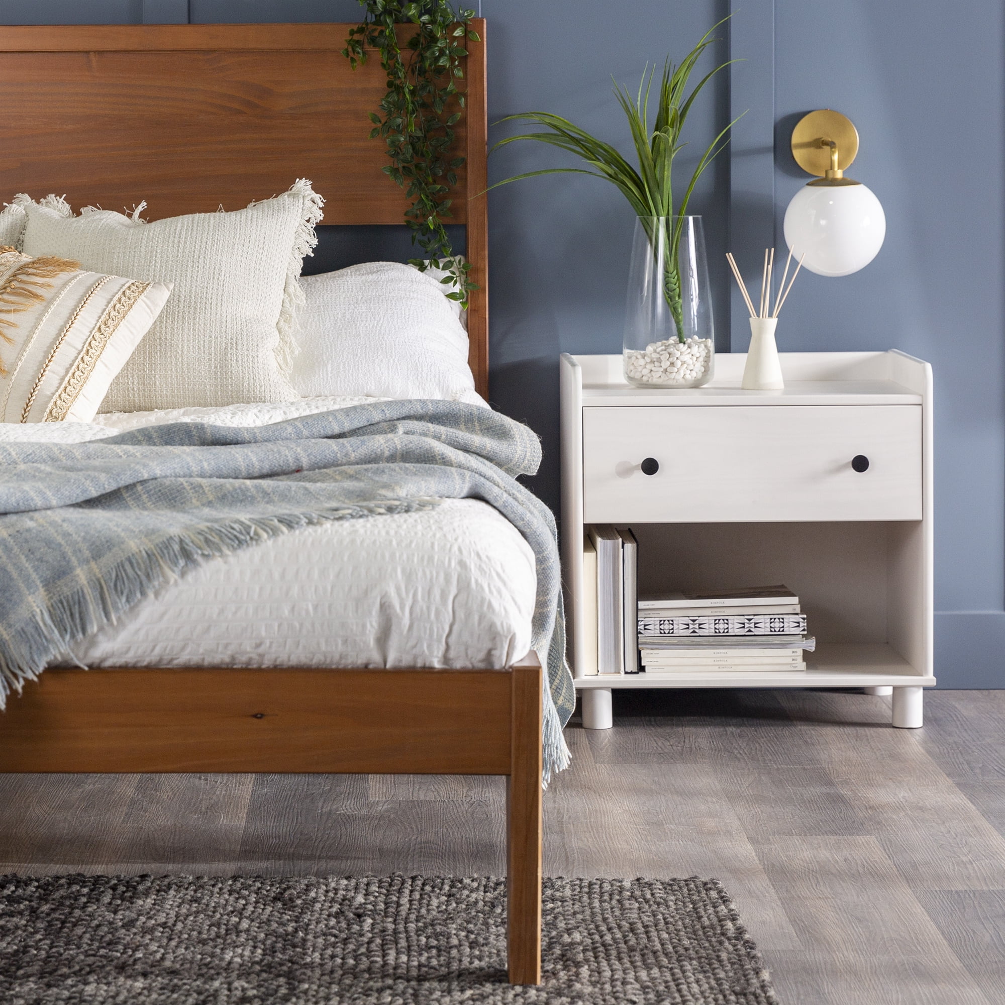 Walker Edison Abrielle Modern Queen Platform Caramel Bed Frame