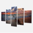 thumbnail image 2 of Coucher de Soleil Rougeâtre sur Plage Claire - Impression sur Toile, 2 of 3