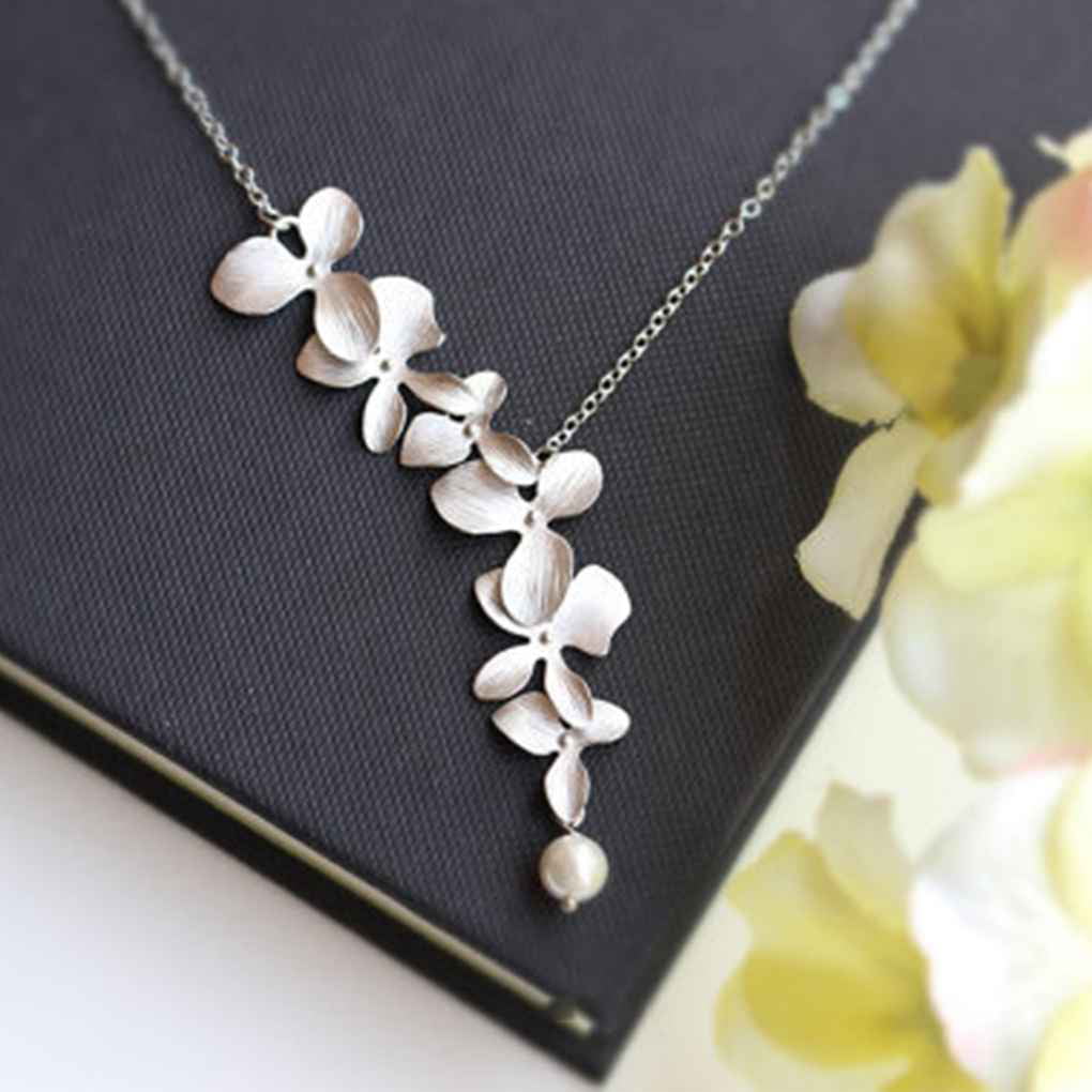 Fashion Chain Jewelry Silver-plated Women's Charm Flower Necklace Pendant 
